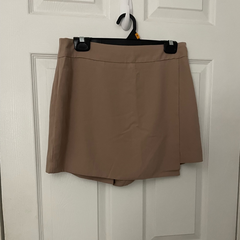 Skort